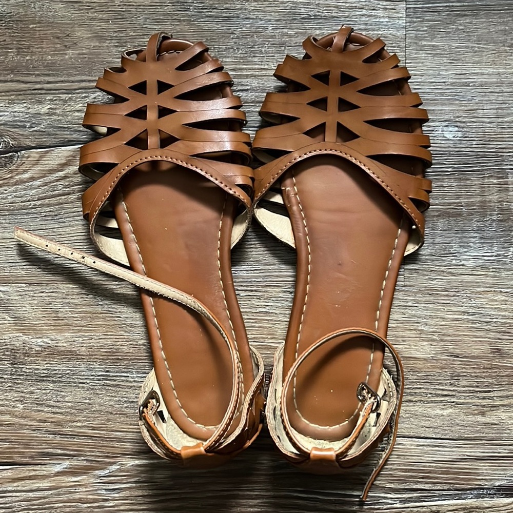 Fisherman sandals
